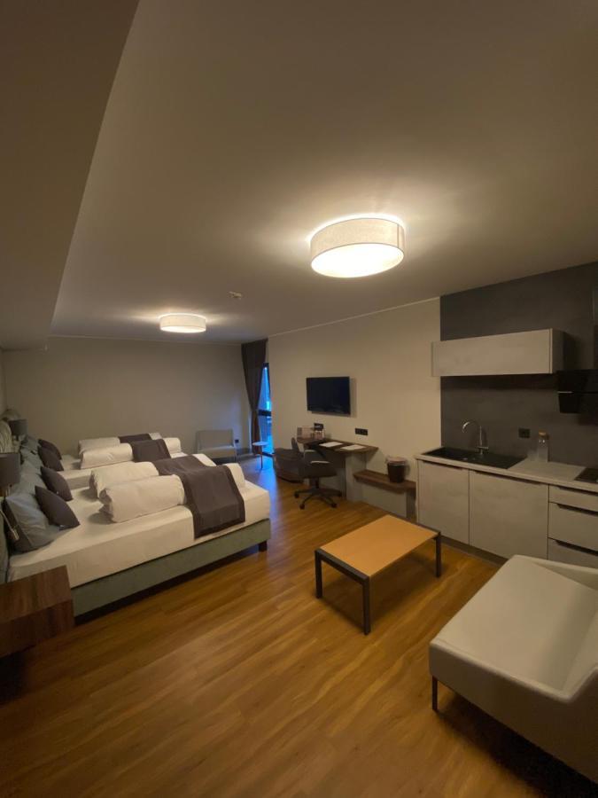 Intergroup Business & Design Hotel Ingolstadt Kosching Eksteriør billede
