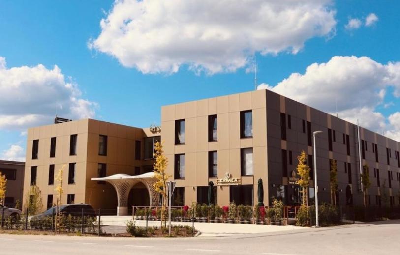 Intergroup Business & Design Hotel Ingolstadt Kosching Eksteriør billede