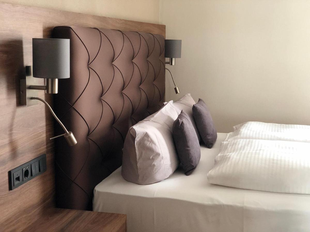 Intergroup Business & Design Hotel Ingolstadt Kosching Eksteriør billede