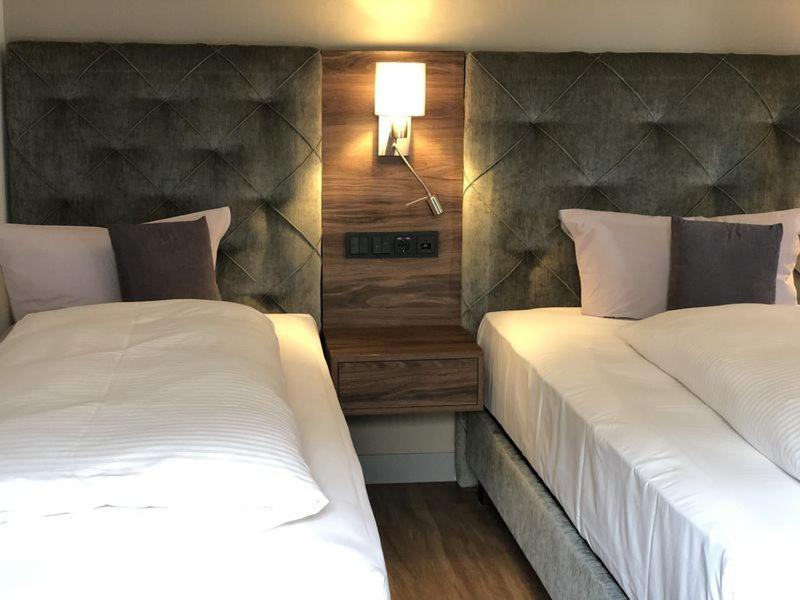 Intergroup Business & Design Hotel Ingolstadt Kosching Eksteriør billede