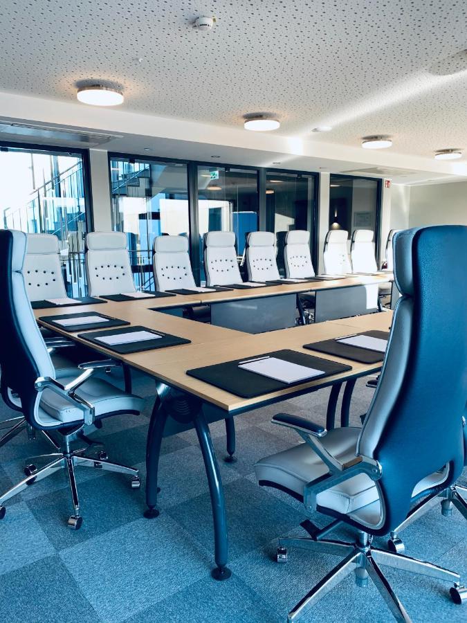 Intergroup Business & Design Hotel Ingolstadt Kosching Eksteriør billede